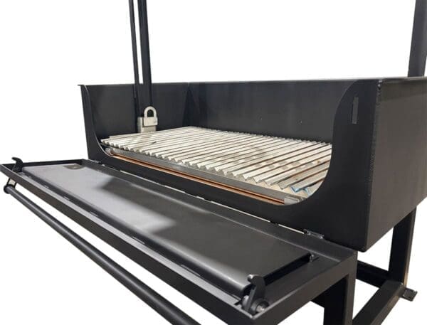 Santa Maria Grill Door with heat deflector